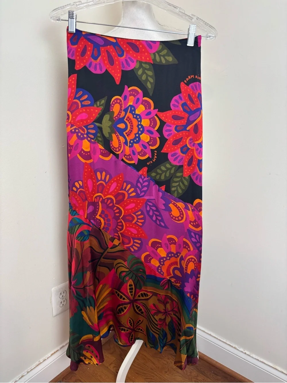Farm Rio Anthropology Bold Floral Satin Maxi Skirt Size XS NWT